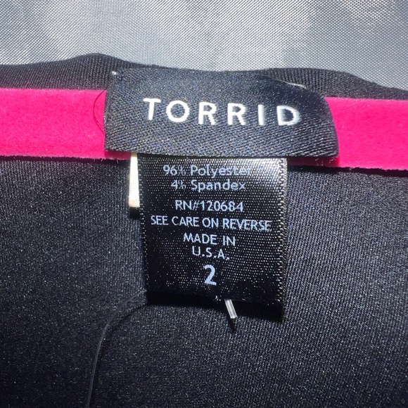 NWT Torrid Laser Cut Black Scuba Tank Size 2 - Picture 6 of 6